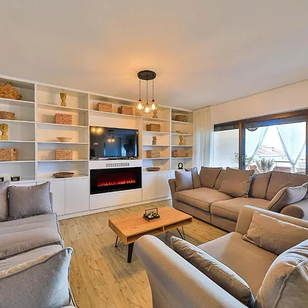 Five Bedroom Villa * Kaštela